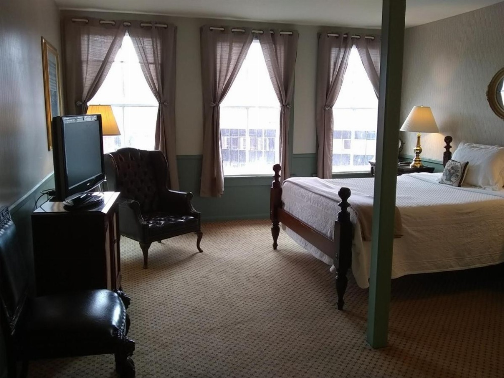 The Charles Inn Image 6